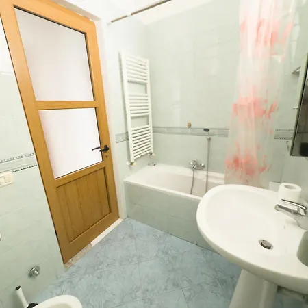 דירה Spacious 2 Bedroom Center By Lunasol