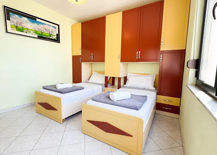 Spacious 2 Bedroom Center By Lunasol * Durrës